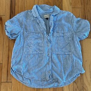 Universal Thread | Blue and White Striped Button-Up Shirt | Linen Blend | Size M